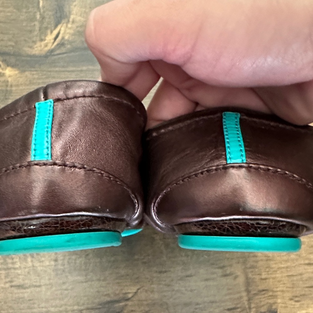 Tieks Limited Edition Raspberry Truffle - Picture 3 of 7